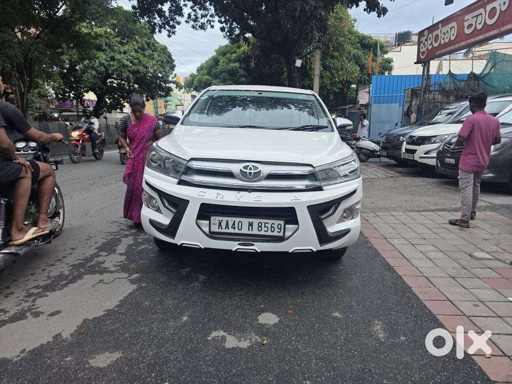 Toyota Innova Crysta 2.8z Automatic, 2017, Diesel