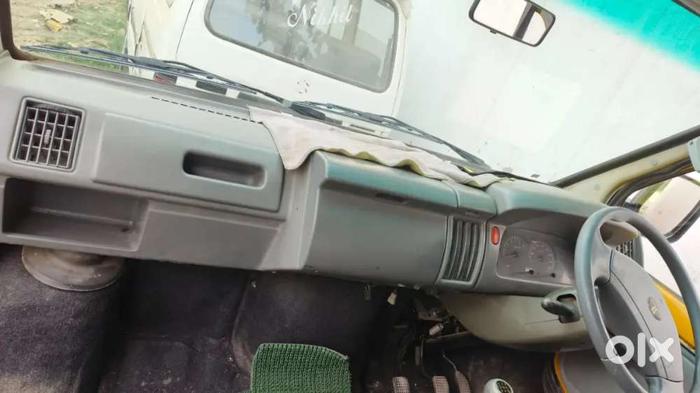 Tata Winger 2012