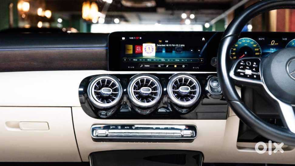 Mercedes-benz A-class Limousine 1.3 A 200, 2021, Petrol