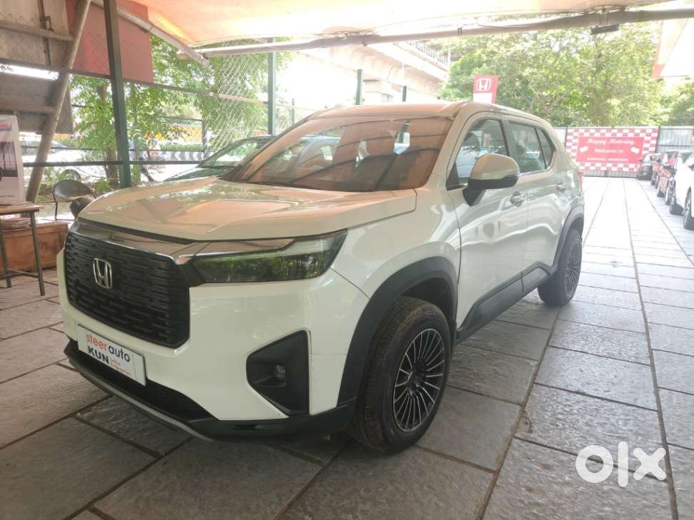 Honda Elevate V Mt, 2023, Petrol