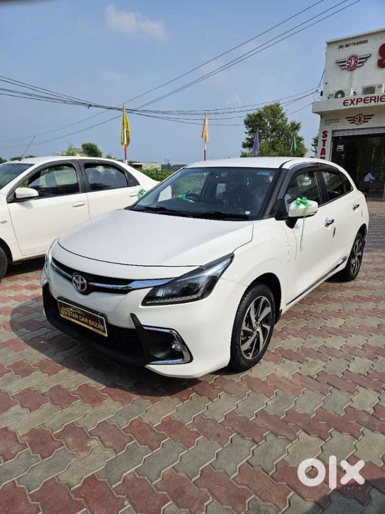 Toyota Glanza G Smart Hybrid, 2024, Petrol