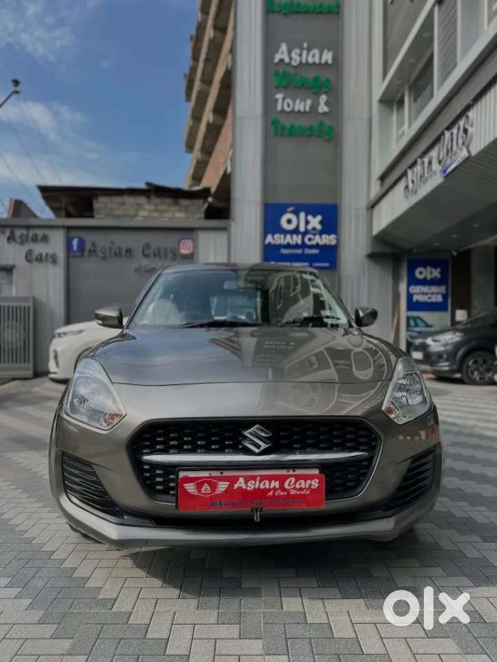 Maruti Suzuki Swift Vxi, 2023, Petrol