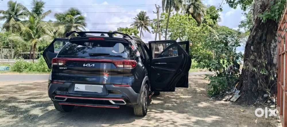 Kia Sonet 2023 Diesel 100000 Km Driven With 2years Extended Warranty