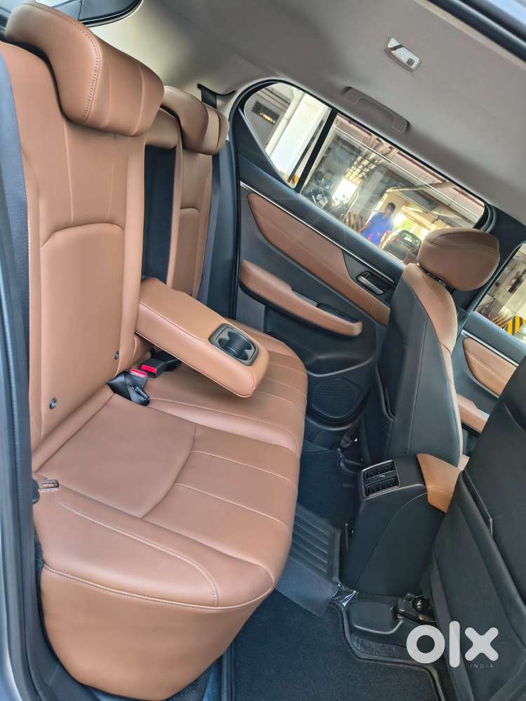 Honda Elevate Zx Mt, 2023, Petrol