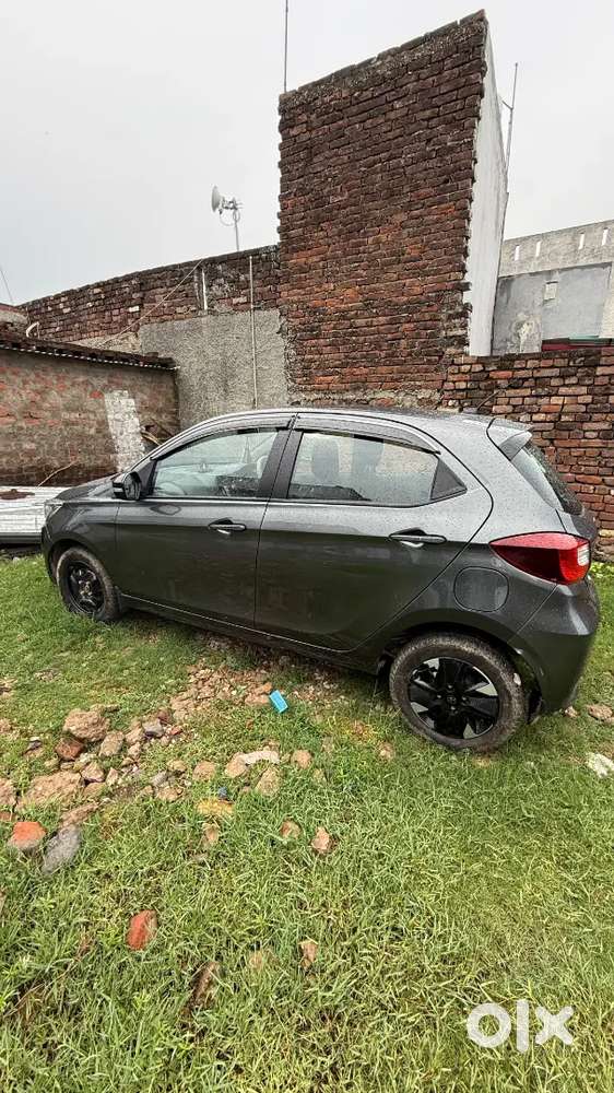 Tata Tiago Revotron 2026
