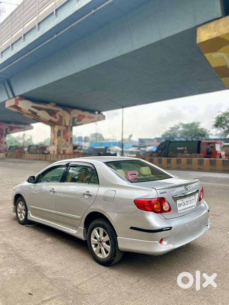 Toyota Corolla Altis 2010