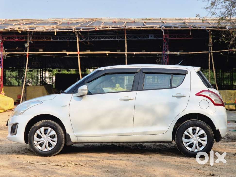 Maruti Suzuki Swift Vxi, 2015, Petrol