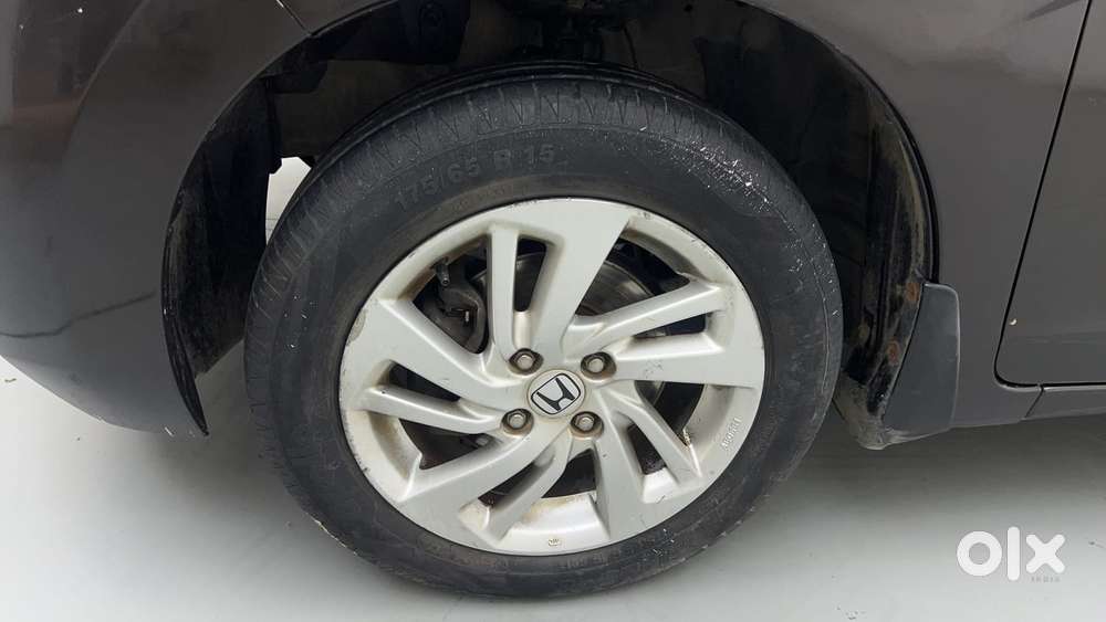 Honda Jazz [2020-2023] 1.2 V I-vtec Mt, 2015, Petrol