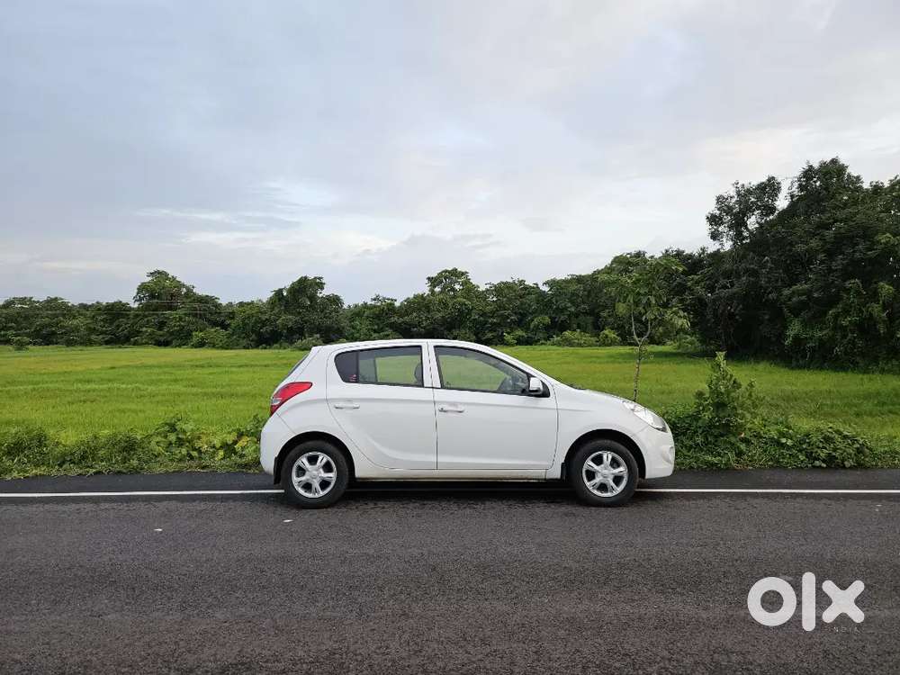 Hyundai I20 Sportz 1.2 Petrol  2011  2nd Owner  70k Km