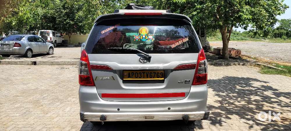 Toyota Innova 2014 6 Seater Diesel 230000 Km Driven Life Tax