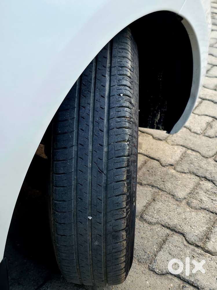 Maruti Suzuki Dzire 1.2 Vxi, 2017, Cng & Hybrids