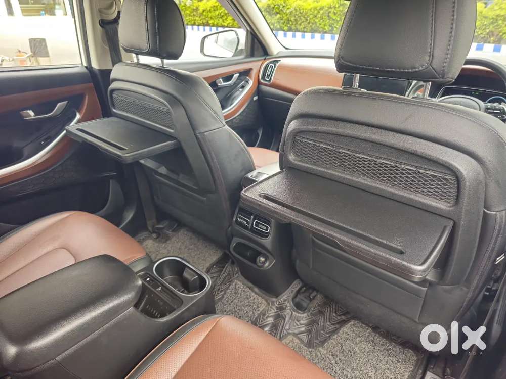 Hyundai Alcazar 2022 Diesel Auto 6 Str Dual Tone