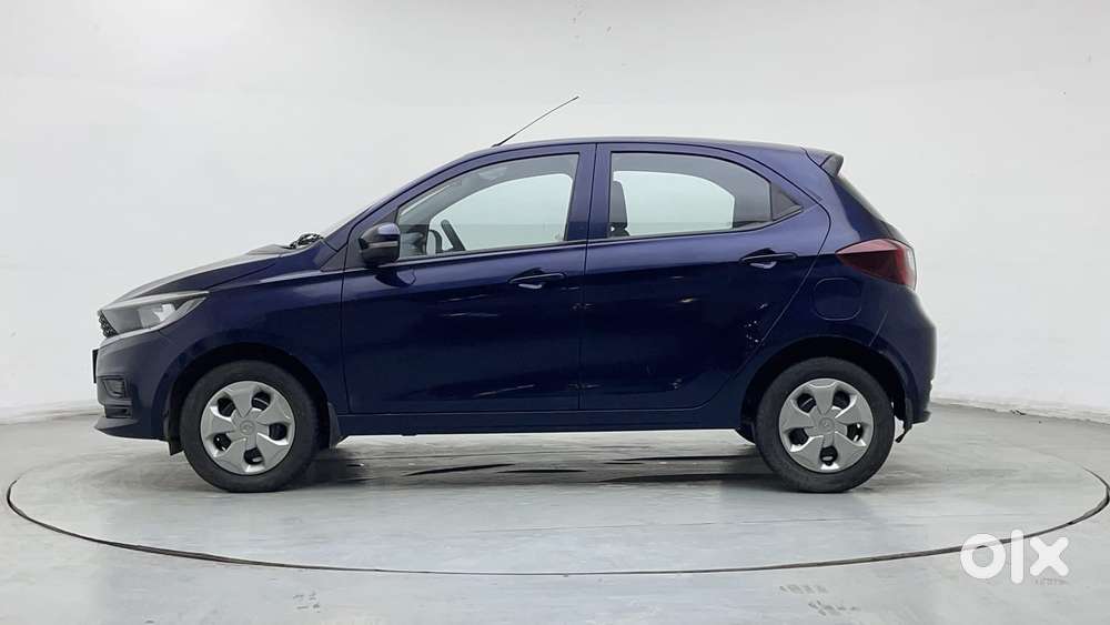 Tata Tiago 1.2 Revotron Xta, 2022, Petrol
