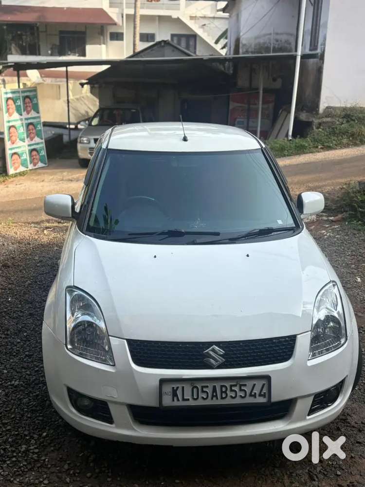 Maruti Suzuki Swift 2010 Diesel 225000 Km Drive