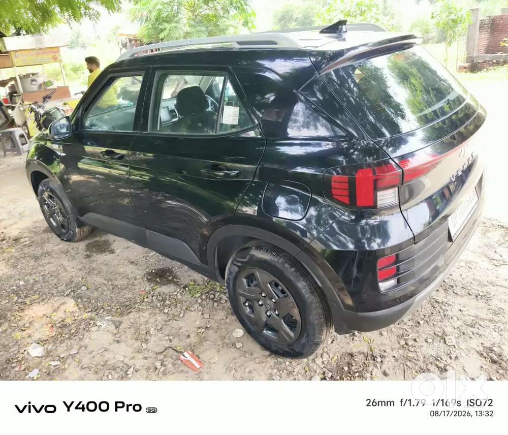 Hyundai Venue Knight Petrol 2025 Manual