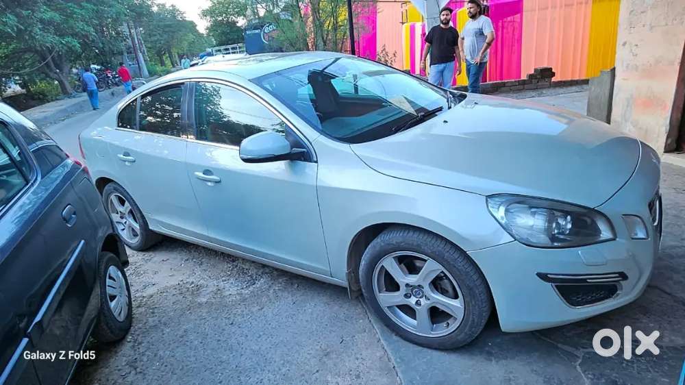 Volvo S60 D5 2012 ( Read Discription )