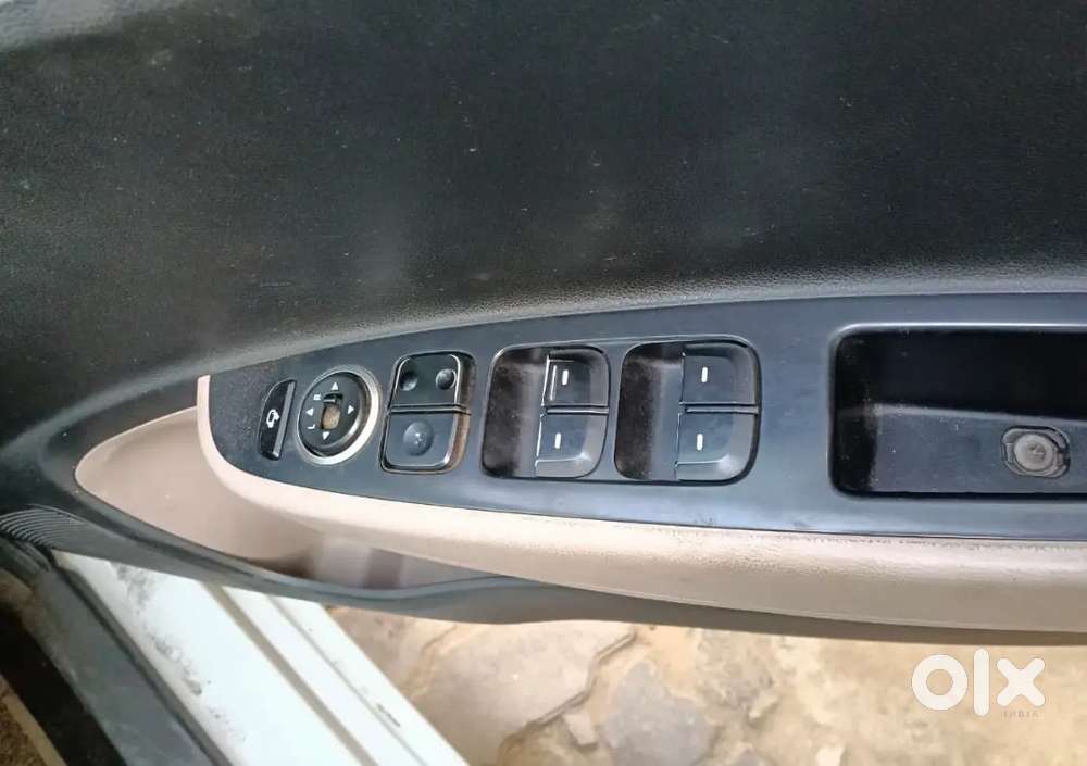 I 10 Grand Sports Push Button Start