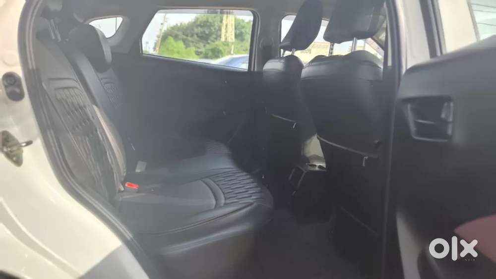 Maruti Suzuki Fronx Sigma 1.2l Mt, 2024, Petrol