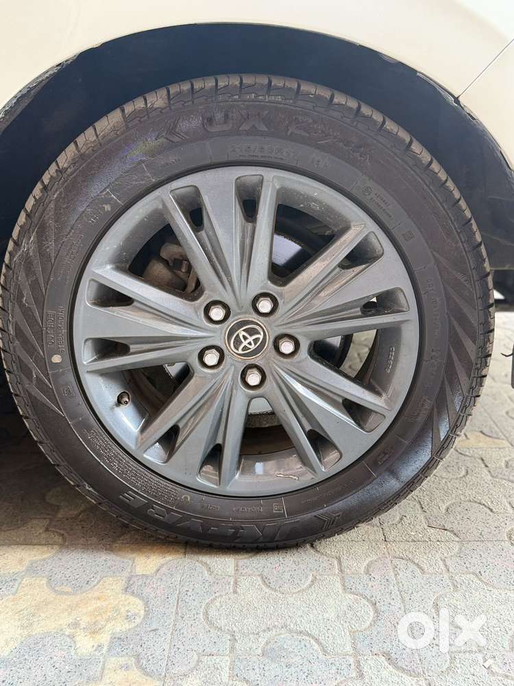 Toyota Innova Crysta 2.8z Automatic, 2019, Diesel