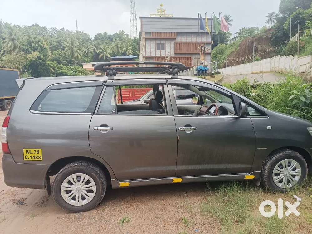 Toyota Innova 2012 Diesel 7 Str