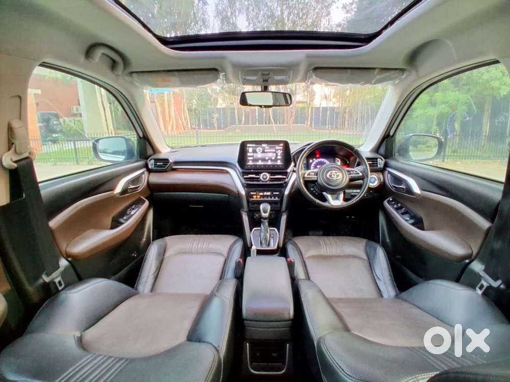 Toyota Urban Cruiser Hyryder 1.5 V Hybrid, 2022, Petrol