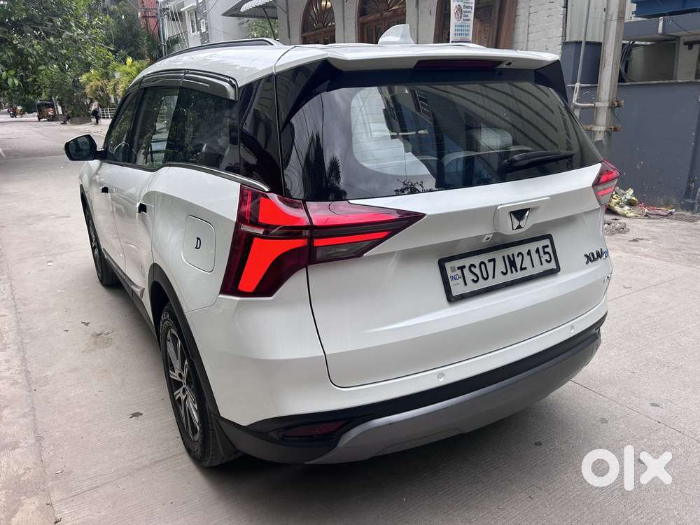 Mahindra Xuv700 2.2 Ax 7 Diesel At Luxury Pack Str, 2022, Diesel