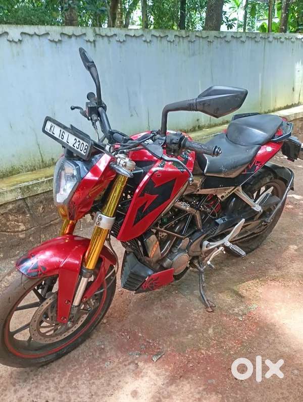 BS3 DUKE 200