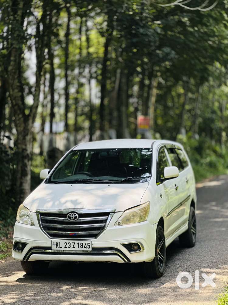 Toyota Innova 2.5 Gx 7 Str Bs-iii, 2012, Diesel