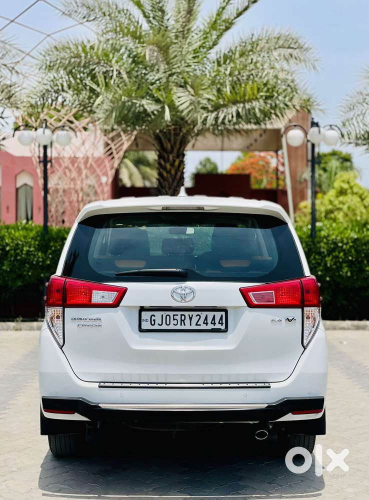 Toyota Innova Crysta 2.4 V, 2024, Diesel
