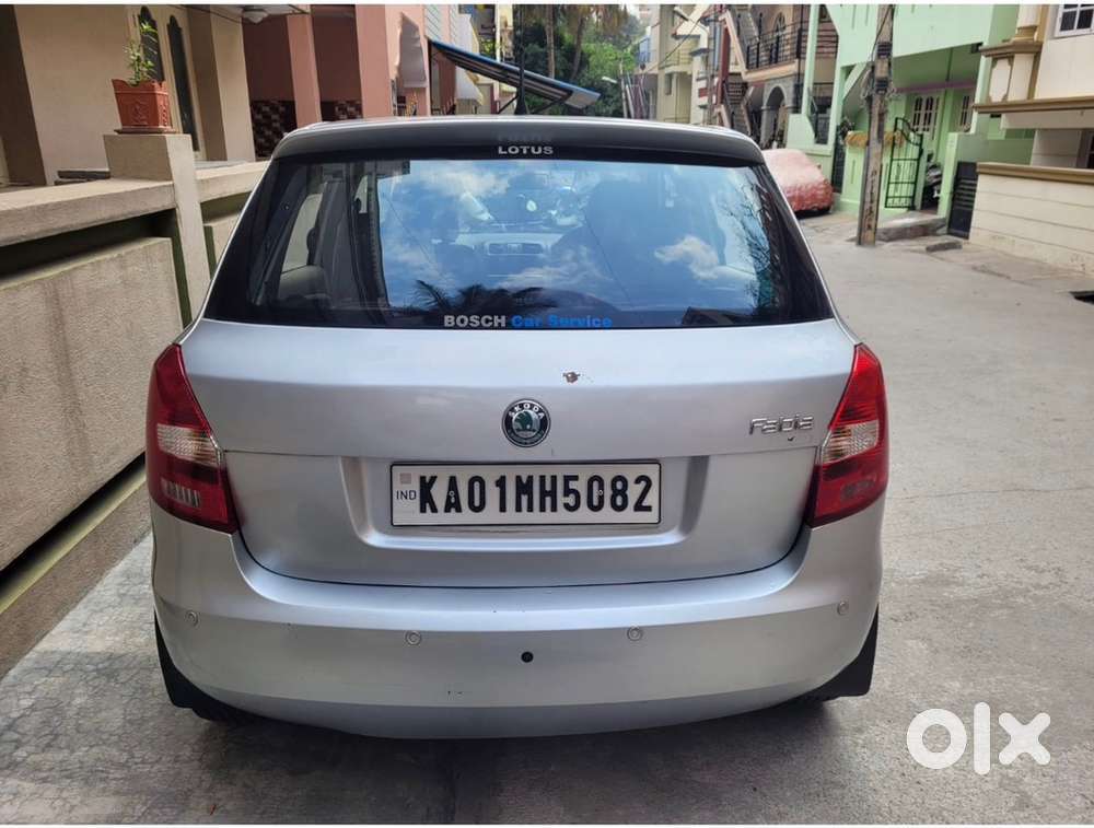 Skoda Fabia Petrol Manual 2012