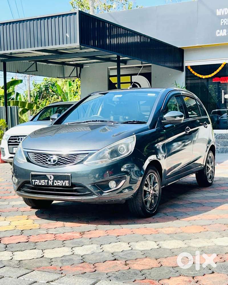 Tata Bolt Revotron Xt, 2015, Petrol