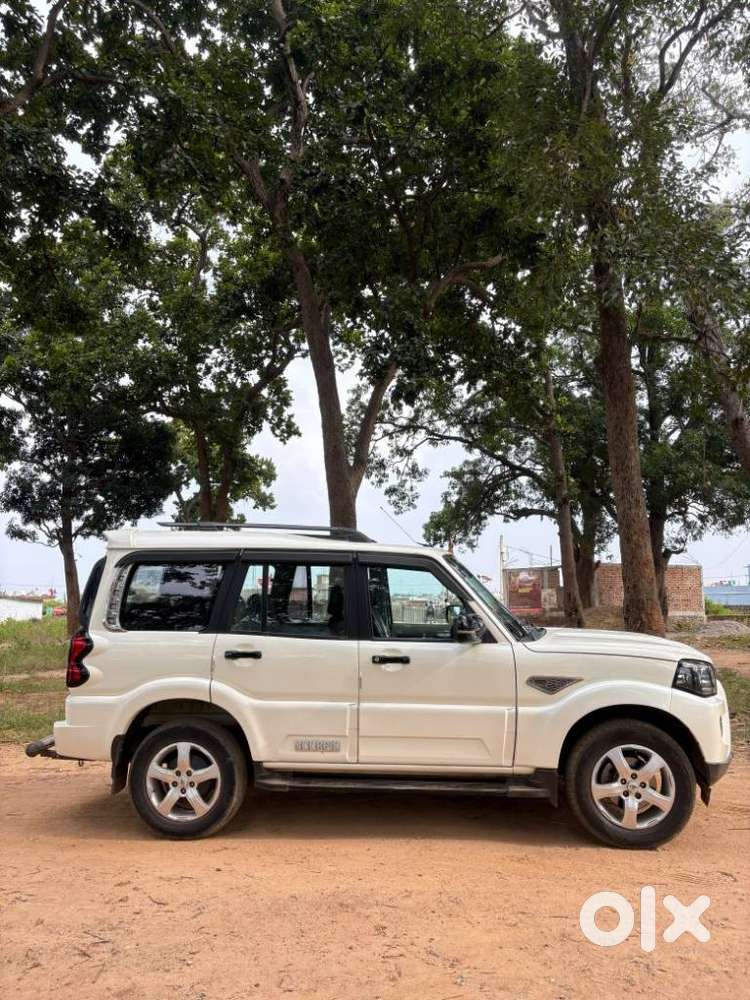 Mahindra Scorpio S11 Mt 7s, 2021, Diesel