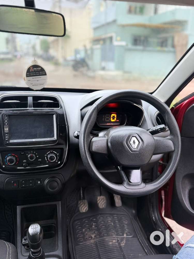 Renault Kwid 2018 Petrol Insurance Running 25000km Company Garented