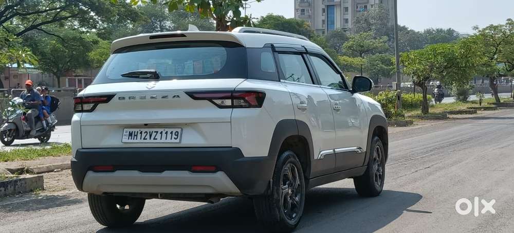 Maruti Suzuki Brezza 1.5 Lxi Smart Hybrid, 2022, Petrol