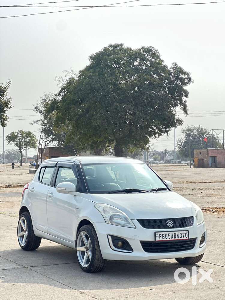 Maruti Suzuki Swift Vxi Optional, 2018, Petrol