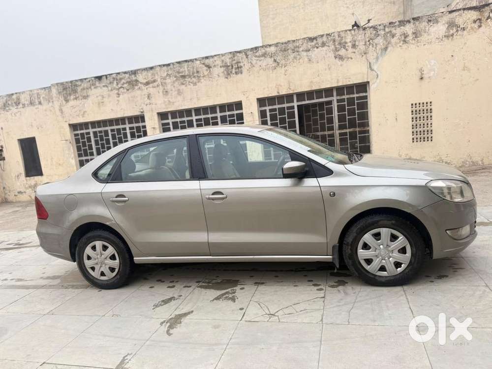 Skoda Rapid 2013