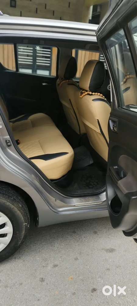 Maruti Suzuki Swift Vxi, 2012, Petrol