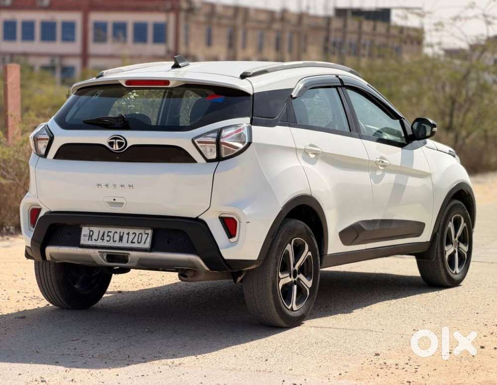 Tata Nexon 1.2 Revotron Xz Plus (s), 2023, Petrol