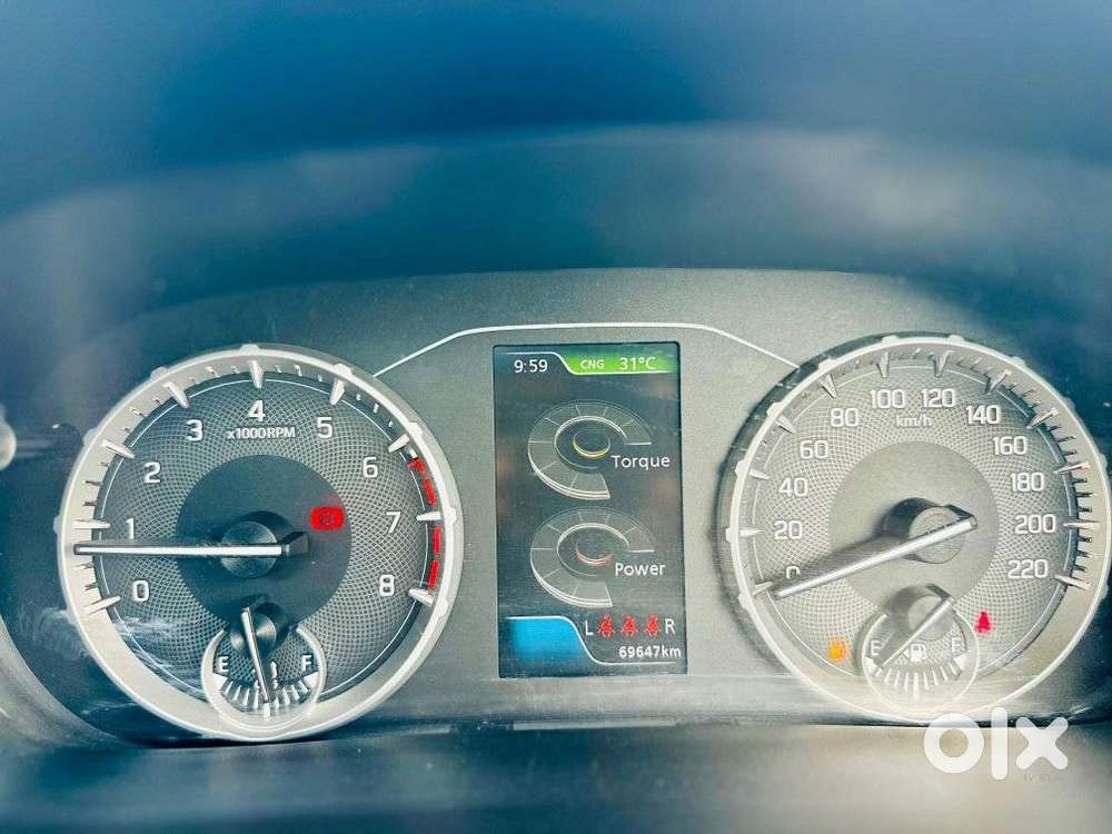 Maruti Suzuki Brezza Zxi S-cng, 2024, Cng & Hybrids