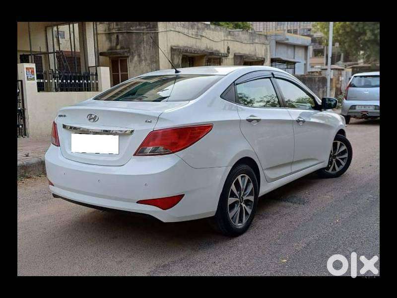 Hyundai Verna 1.6 Vtvt Sx, 2015, Petrol