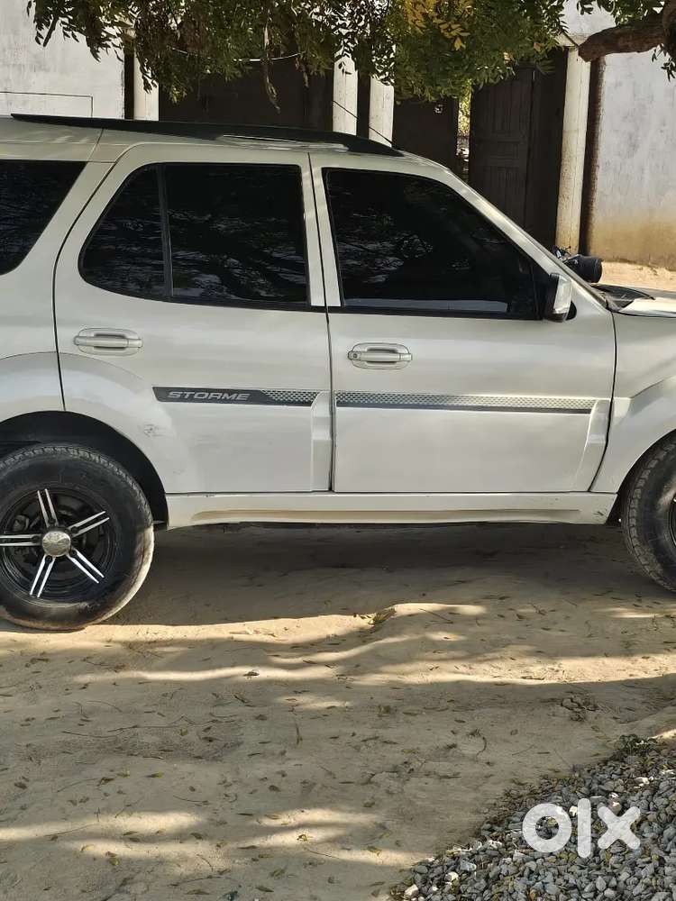 Tata Safari Storme 2019 Diesel 110000 Km Driven