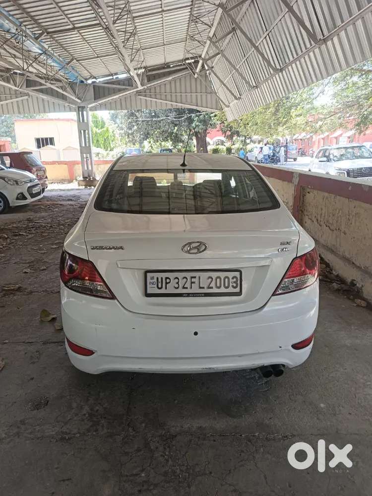 Hyundai Fluidic Verna 2014