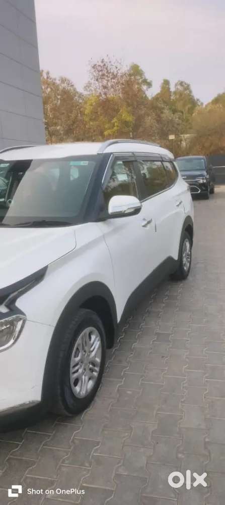 Every 10000km Showroom Servicing