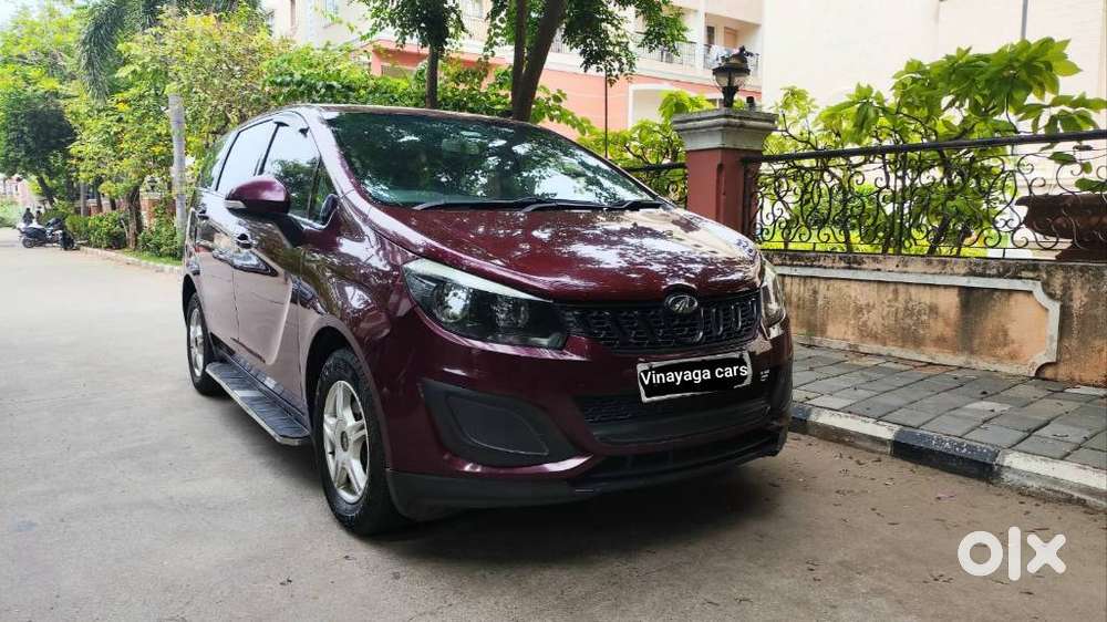 Mahindra Marazzo, 2020, Diesel