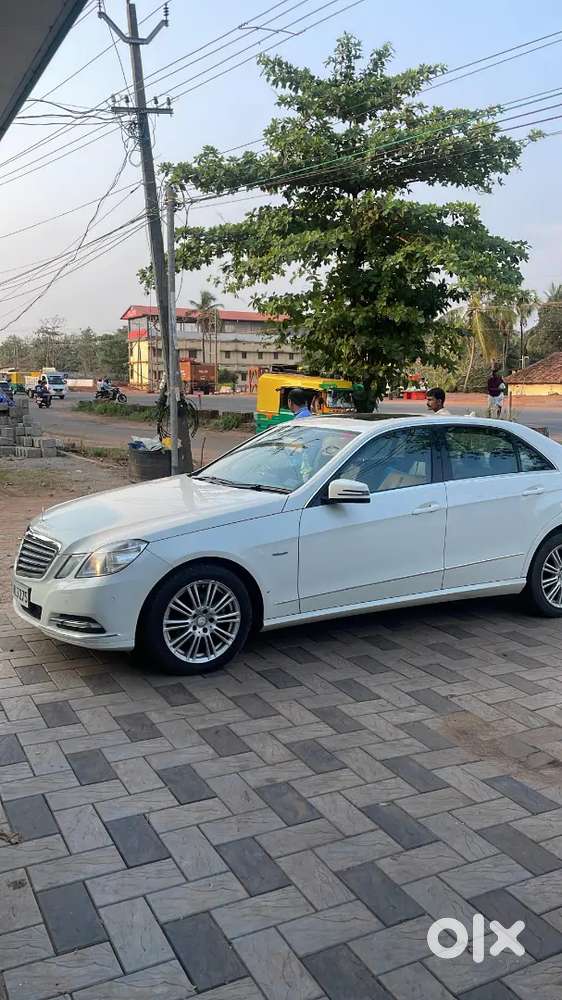 Mercedes-benz E-class 2011 Petrol 59000 Km Driven