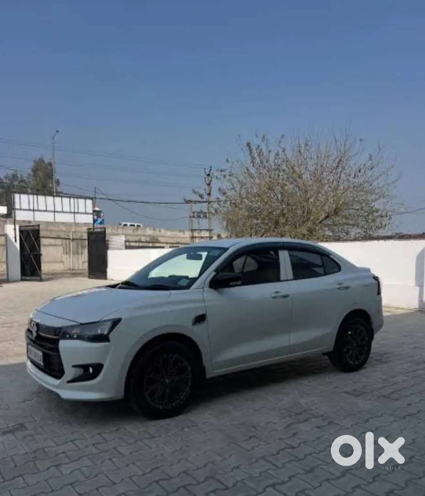Maruti Suzuki Dzire 1.2 Lxi 2024