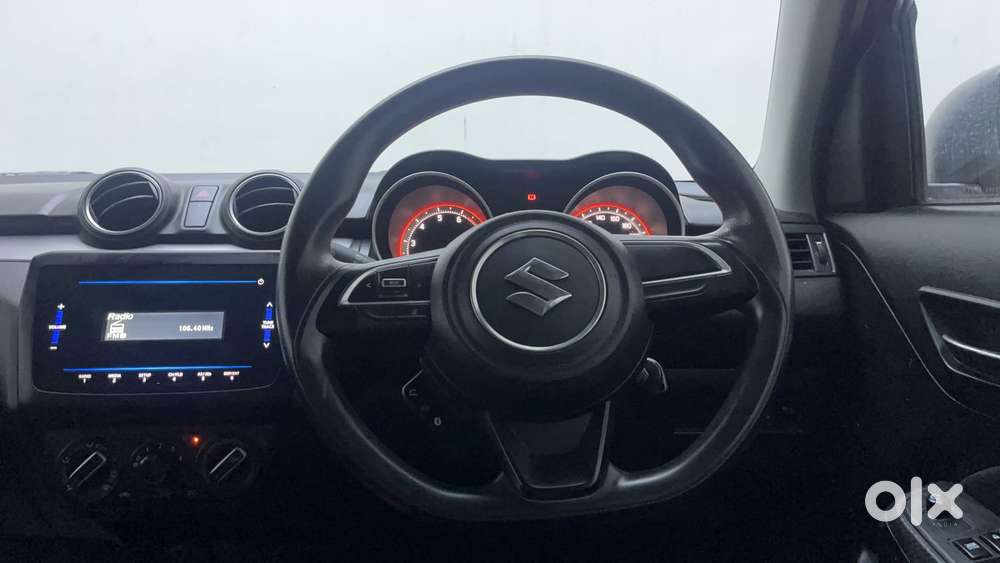 Maruti Suzuki Swift Amt Vvt Vxi, 2022, Petrol