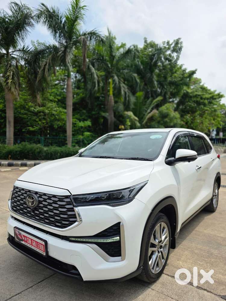 Toyota Innova Hycross 2.0 Zx (o) Hybrid 7 Str, 2024, Petrol