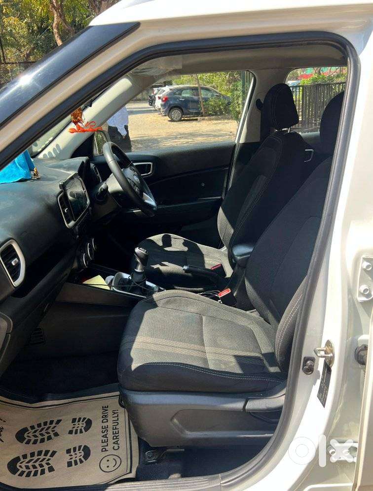 Hyundai Venue Sx Mt, 2023, Diesel