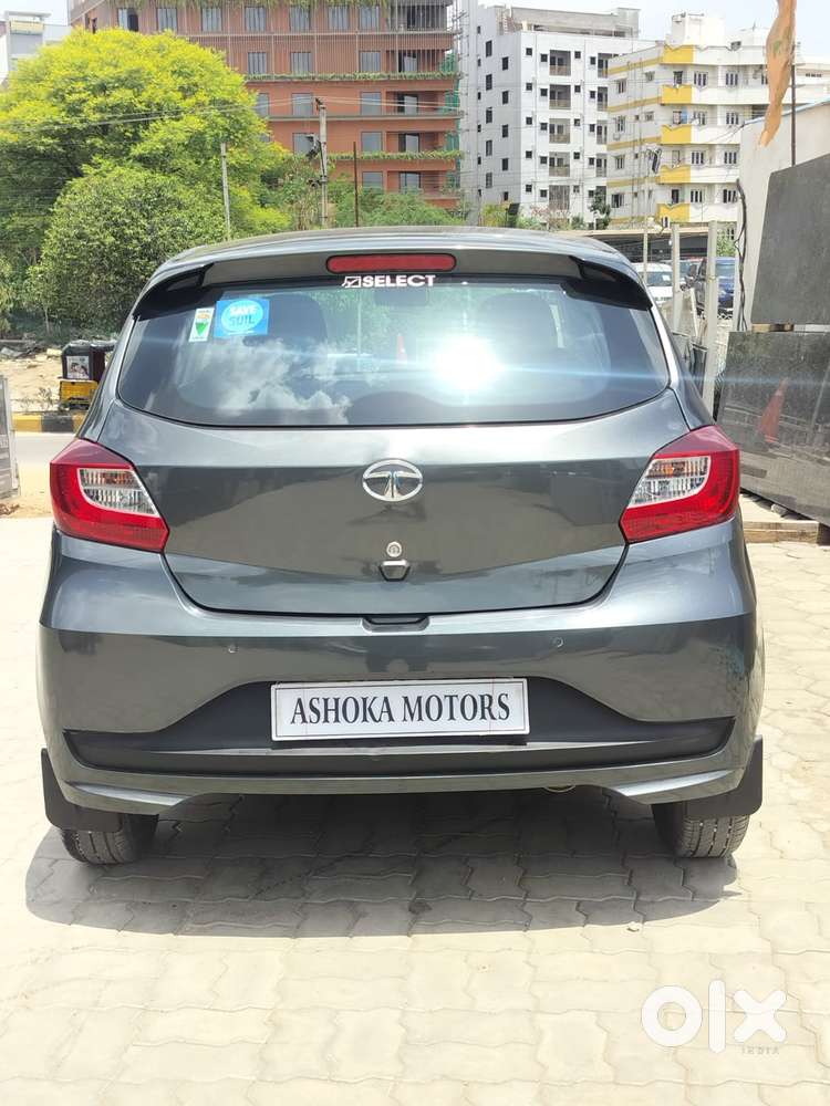 Tata Tiago Xe, 2021, Petrol